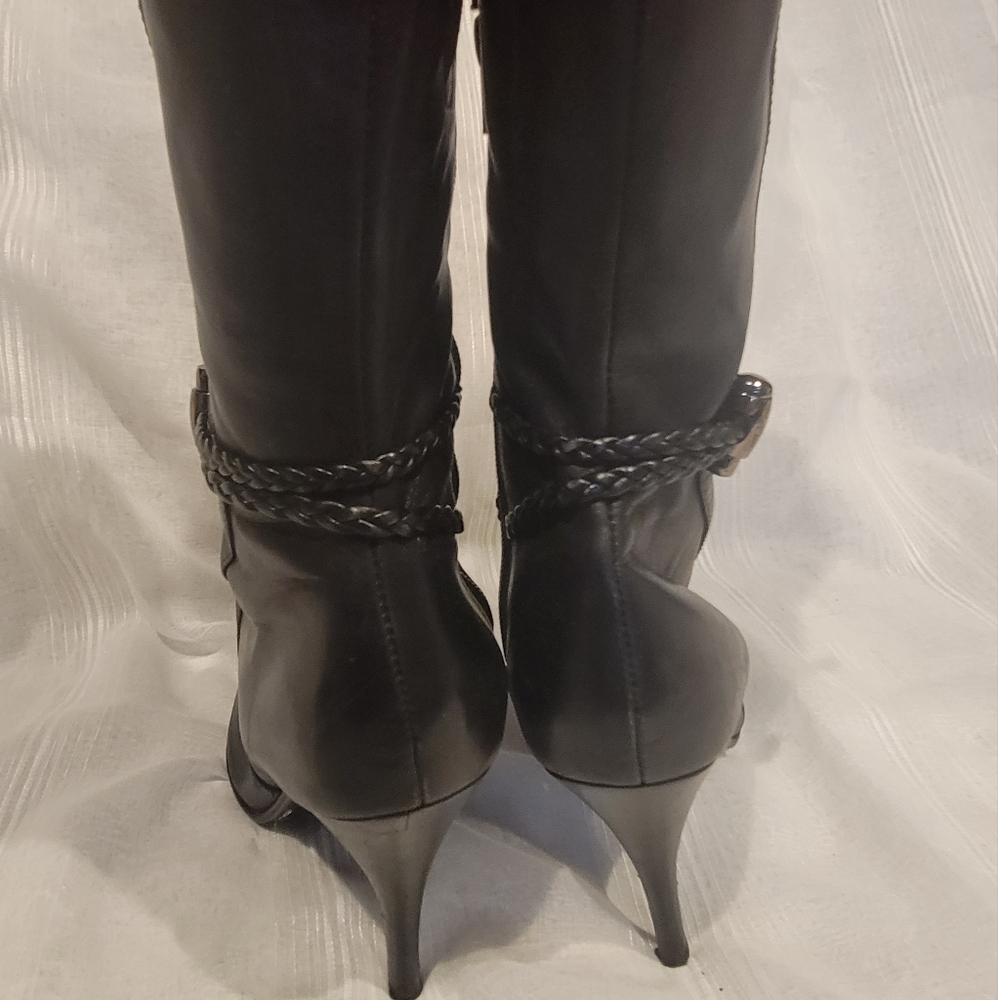 Charles David Ankle Boots - Picture 3 of 9